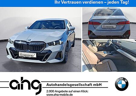 BMW 520d M Sport PRO M SPORT PRO Iconic Glow Sitzbel