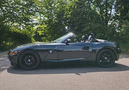 BMW Z4 2.2i