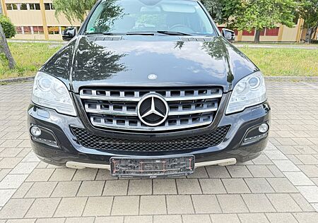 Mercedes-Benz ML 300 CDI 4MATIC BlueEFFICIENCY