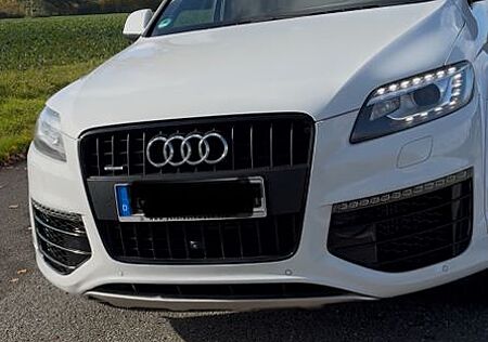 Audi Q7 3.0 TDI quattro S-Line V12 Packet