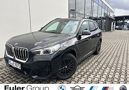 BMW X1 sDrive18i Sportpaket HUD AD AHK-klappbar AHK