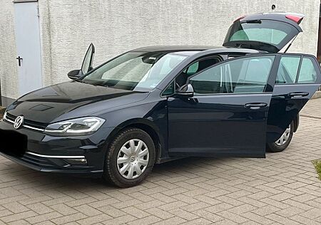 VW Golf Volkswagen 1.4 TSI 92kW DSG Highline Highline