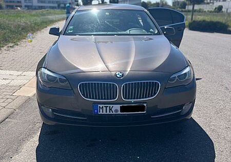 BMW 525d - 3 Liter Motor / 6 Zylinder