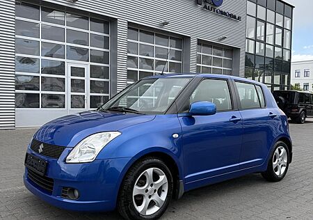 Suzuki Swift 1. Hand/ Scheckheft/ klima/ Sitzheiz/ PTC