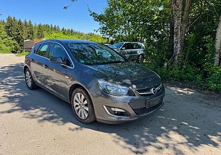 Opel Astra 2.0 ecoFLEX CDTI Euro5 Navi Lenkradheiz. Hagel*