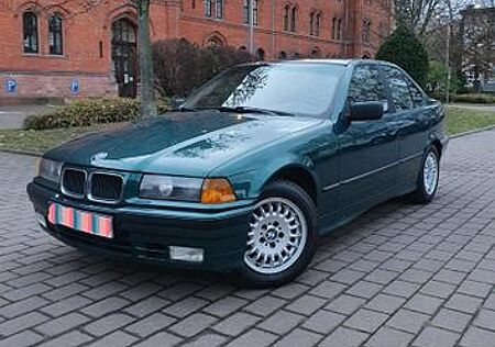BMW 320i