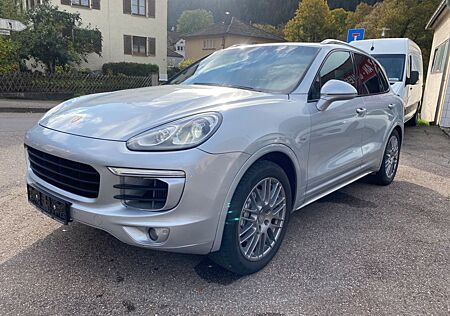 Porsche Cayenne S 4.2 V8 Diesel*Euro 5*Navi*Leder*AHK