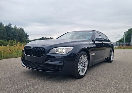 BMW 740Li -
