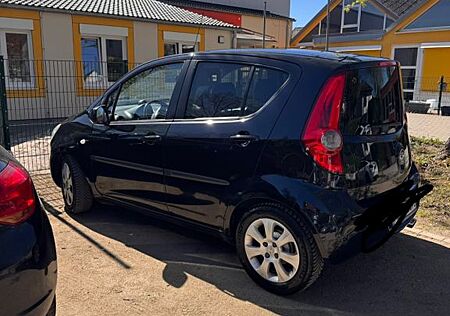 Opel Agila 1.2 -