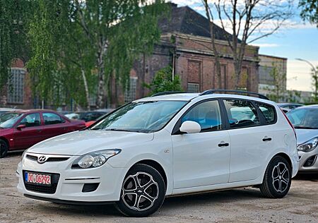 Hyundai i30 cw Edition+*8xALUFELGEN*USB*1.HAND*GEPFLEGT*