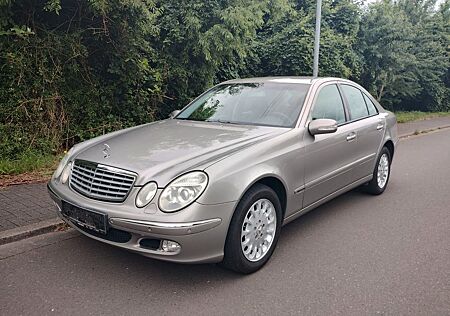 Mercedes-Benz E 220 CDI Elegance TÜV neu, Service voll