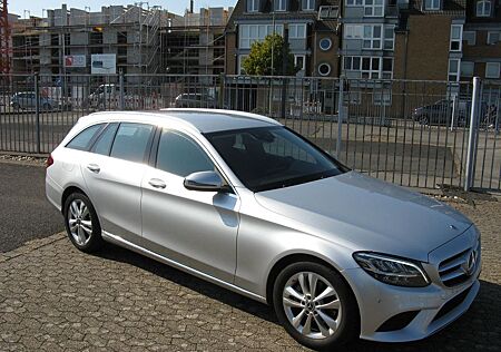 Mercedes-Benz C 200 T Avantgarde+9G-Tronic+LED+Kamera