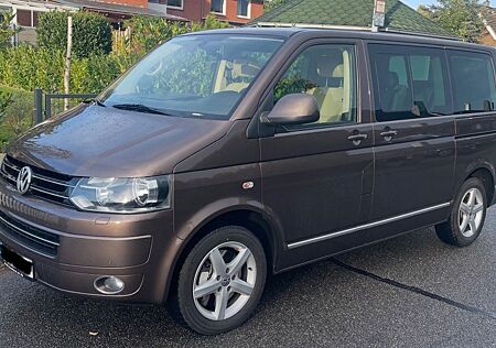 VW T5 Multivan Volkswagen DSG Highline mit Austauschmotor