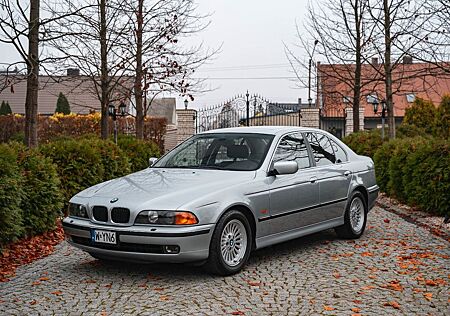 BMW 528i A Importiertes japanisches Auto wie neu!