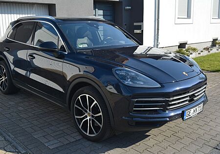 Porsche Cayenne Basis