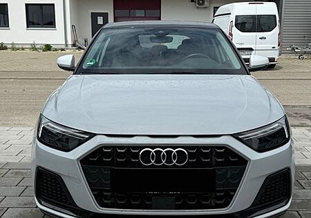 Audi A1 30 TFSI Sportback -