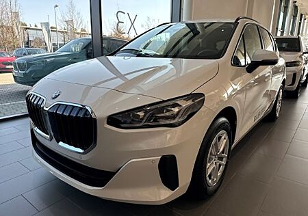 BMW 218 Active Tourer i AHK-klappbar AHK Navi Digita