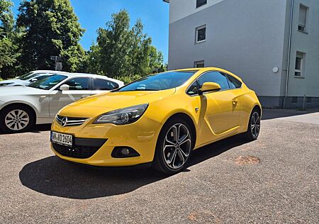 Opel Astra GTC 1.6 Turbo Edition Edition