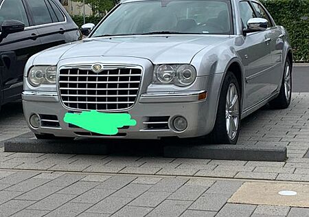 Chrysler 300C 5.7 V8 HEMI -Autogas-