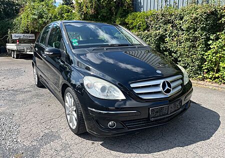 Mercedes-Benz B 170