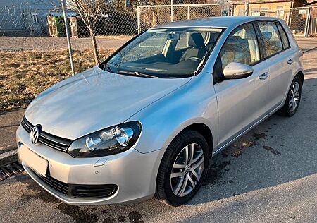 VW Golf Volkswagen 1.6 Comf. TÜV NEU Bremsen NEU Service NEU
