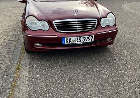 Mercedes-Benz C 200 CGI AVANTGARDE Avantgarde