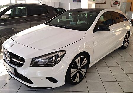 Mercedes-Benz CLA Shooting Brake CLA 200 AHK Panoramadach