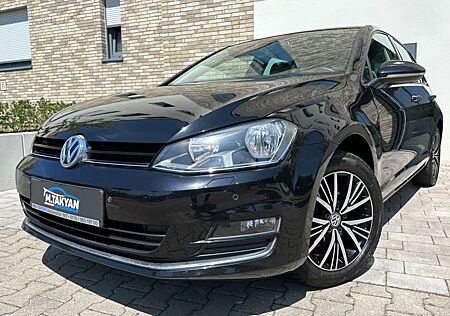 VW Golf Volkswagen VII Lim. Allstar BMT*1.Hand*Navi*8x bereift