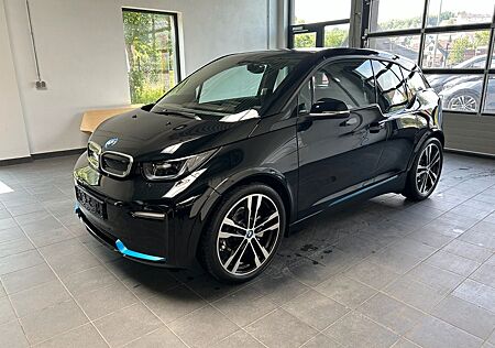 BMW i3 s Leder_Glasdach_NaviProf_Kamera