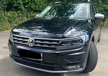 VW Tiguan Allspace Volkswagen 2.0 TDI SCR DSG Comfortline ...