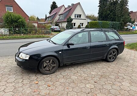 Audi A6 Avant 2.5 TDI quattro*Vollausstattung*