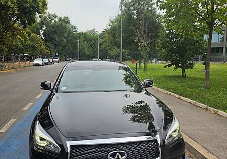 Infiniti Q70 2.2D Premium Tech Auto Premium Tech