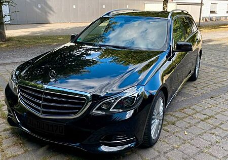 Mercedes-Benz E 200 T ELEGANCE ELEGANCE
