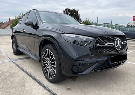 Mercedes-Benz GLC 300 e 4MATIC Autom. Burmester AMG Line