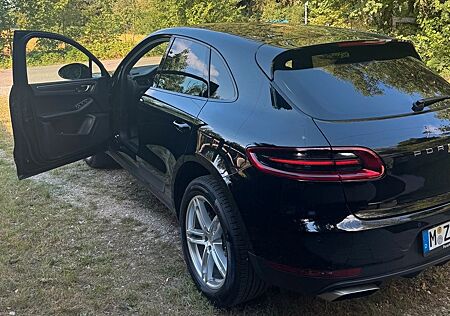 Porsche Macan - Approved Garantie bis 02/26