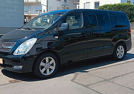 Hyundai H-1 Leder, Navi,Kamera vone und Hintern Neue TÜV