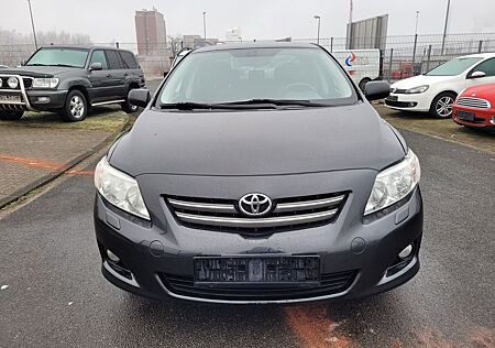 Toyota Corolla 1.6 Limousine Start/Stop Klima