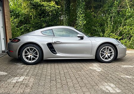 Porsche Cayman , GT Silber, PDK, Garage, wie neu! Scheck