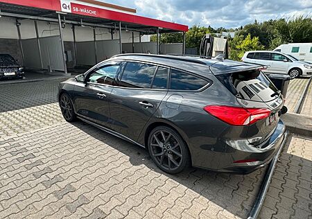 Ford Focus 2,0 EcoBlue ST Turnier