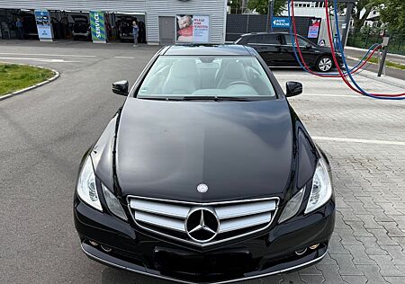 Mercedes-Benz E 220 Coupé CDI BlueEFFICIENCY, Panorama