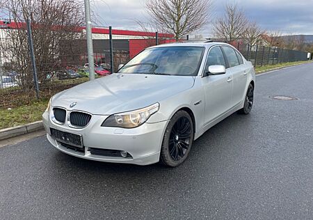 BMW 520i A