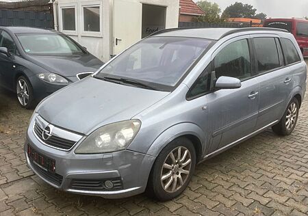 Opel Zafira B Edition Plus