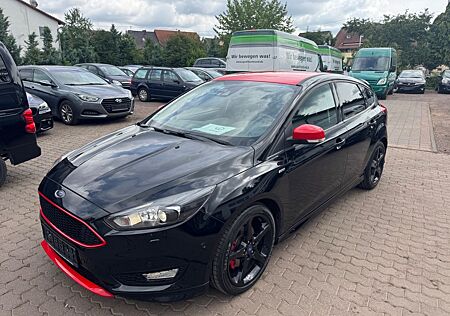 Ford Focus SPORT "Navi/Kamera"Schwarz/Rotes Dach"Eu6