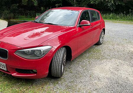 BMW 116i -5-Türer/Automatik/Winter- & Sommerreifen