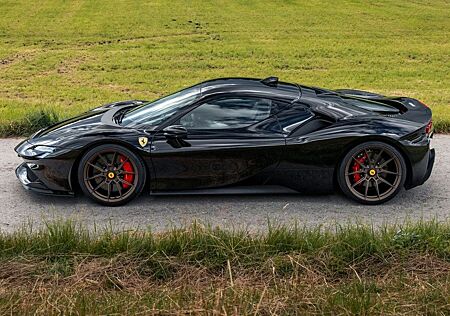 Ferrari SF90 gebraucht kaufen Ferrari SF90 St/NOVITEC /Lift/Daytona Sitze/Net 300.000