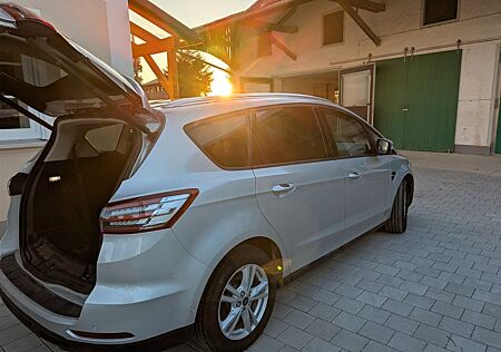 Ford S-Max 1,5 EcoBoost Business Edition Business...