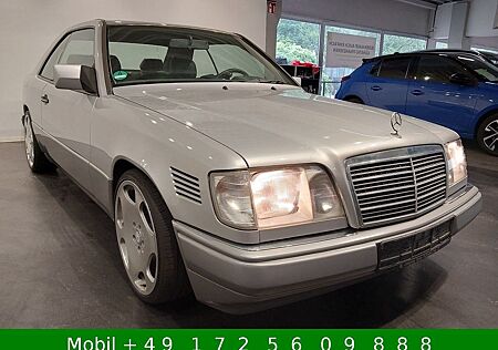 Mercedes-Benz E 220 Coupe Automatik