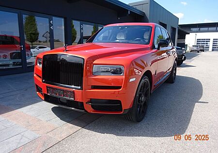 Rolls-Royce Cullinan Sonderfarbe "Crystal over Orange"