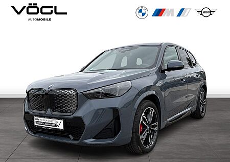 BMW iX1 xDrive30 DAB LED RFK AHK Klimaaut. PDC