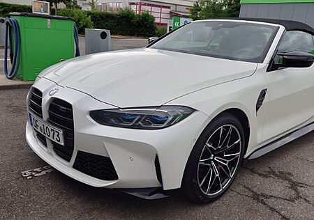 BMW M4 Comp xDrive Cabrio FrozenWhite MerinoTartufo